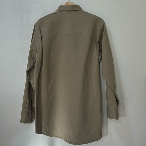 CARHARTT MENS BUTTON DOWN SHIRT WORKWEAR TAN Sz L or XL - Picture 2 of 12